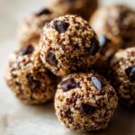 4-Ingredient Dark Chocolate Quinoa Bites