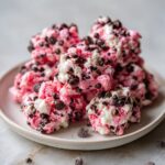 Chocolate Strawberry Yogurt Clusters Recipe