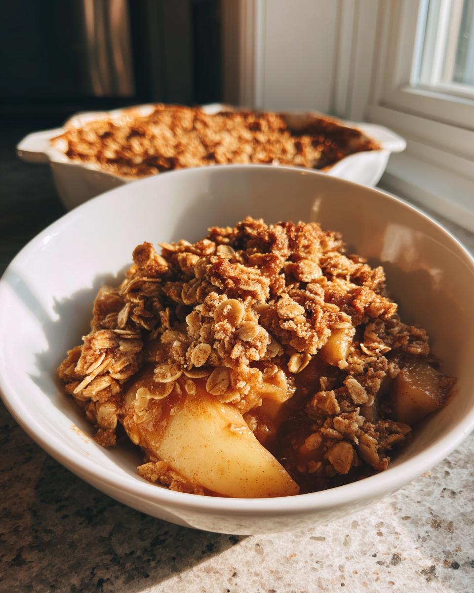 Easy Apple Crisp Recipe: 20 Mins Fall Magic 5 Easy Homemade Apple Crisp Recipe for Fall - detail 2