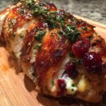 Impressive Cranberry Brie Stuffed Chicken – A Festive Christmas Main Dish