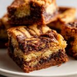 Snickerdoodle Blondies (Cinnamon Swirl)
