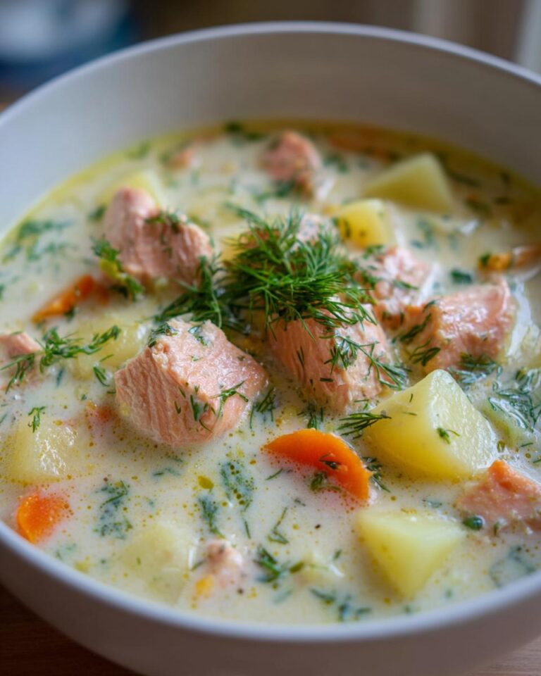 Finnish Salmon Soup Recipe - Lohikeitto