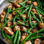 Unbelievable! 1-Pan Chicken & Green Beans in Garlic Sauce 11 One-Pan Chicken & Green Beans in Garlic Sauce