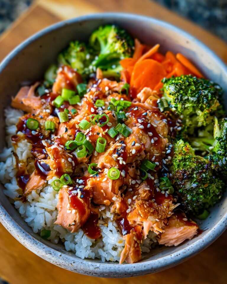 Crispy Salmon and Rice Bowl - CookTune