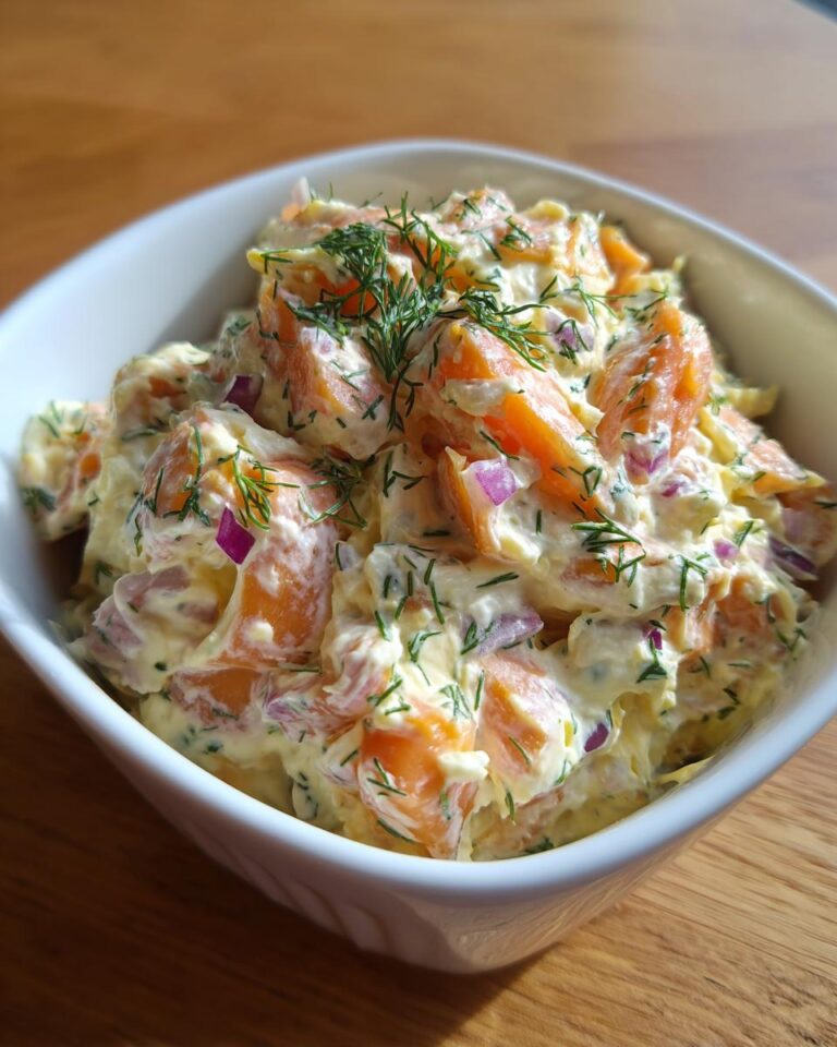 Incredibly Flavorful Smoked Salmon Bagel Dip